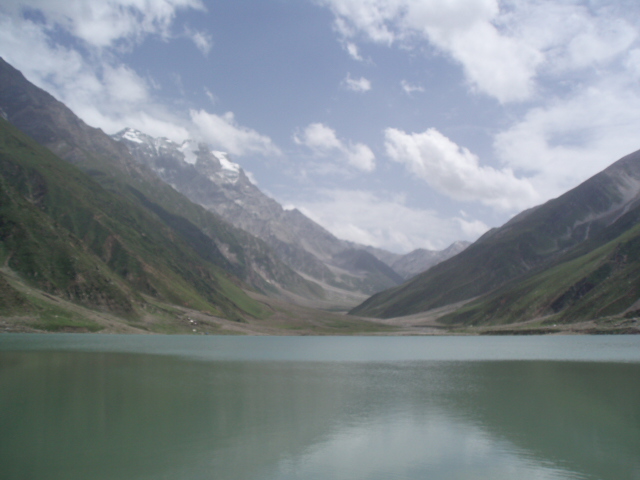 saiful muluk lake
