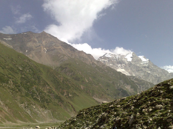 saiful muluk mount